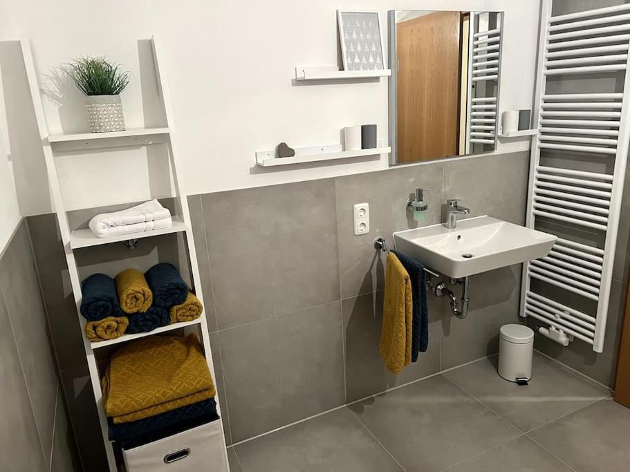 Apartamento Urlaub Im Sonnendorf Burgberg Exterior foto